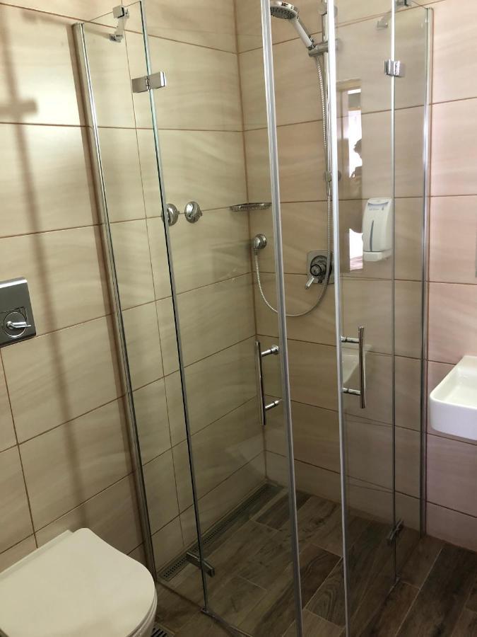 Ec Hotel Elchingen Bagian luar foto