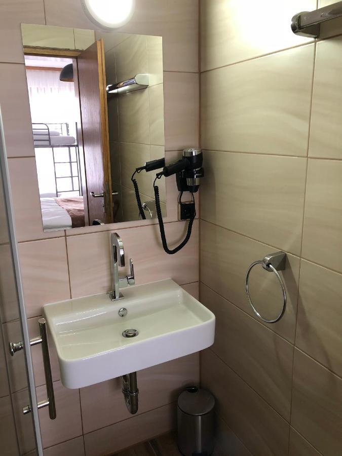 Ec Hotel Elchingen Bagian luar foto