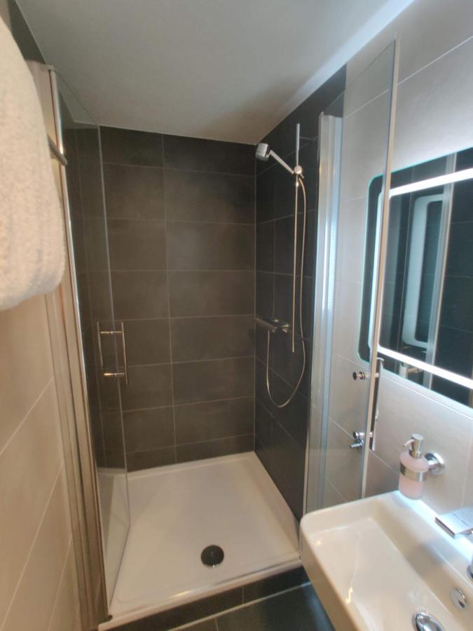 Ec Hotel Elchingen Bagian luar foto